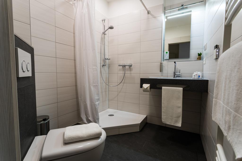 Apartmenthaus Koenigsallee Bayreuth Exteriör bild
